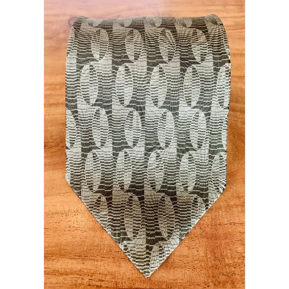 Neo Bill Blass Green Gray Geometric Brocade 100% Silk Tie